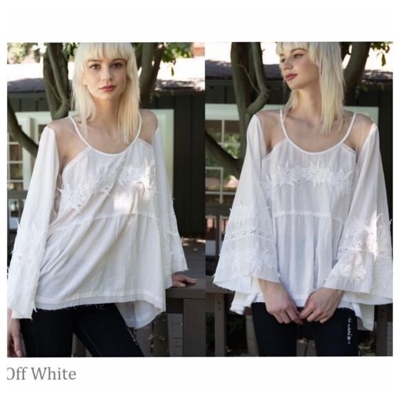 🌸COTTON Top w/ Bell Sleeves & Floral Embellishment - Picture 4 of 12